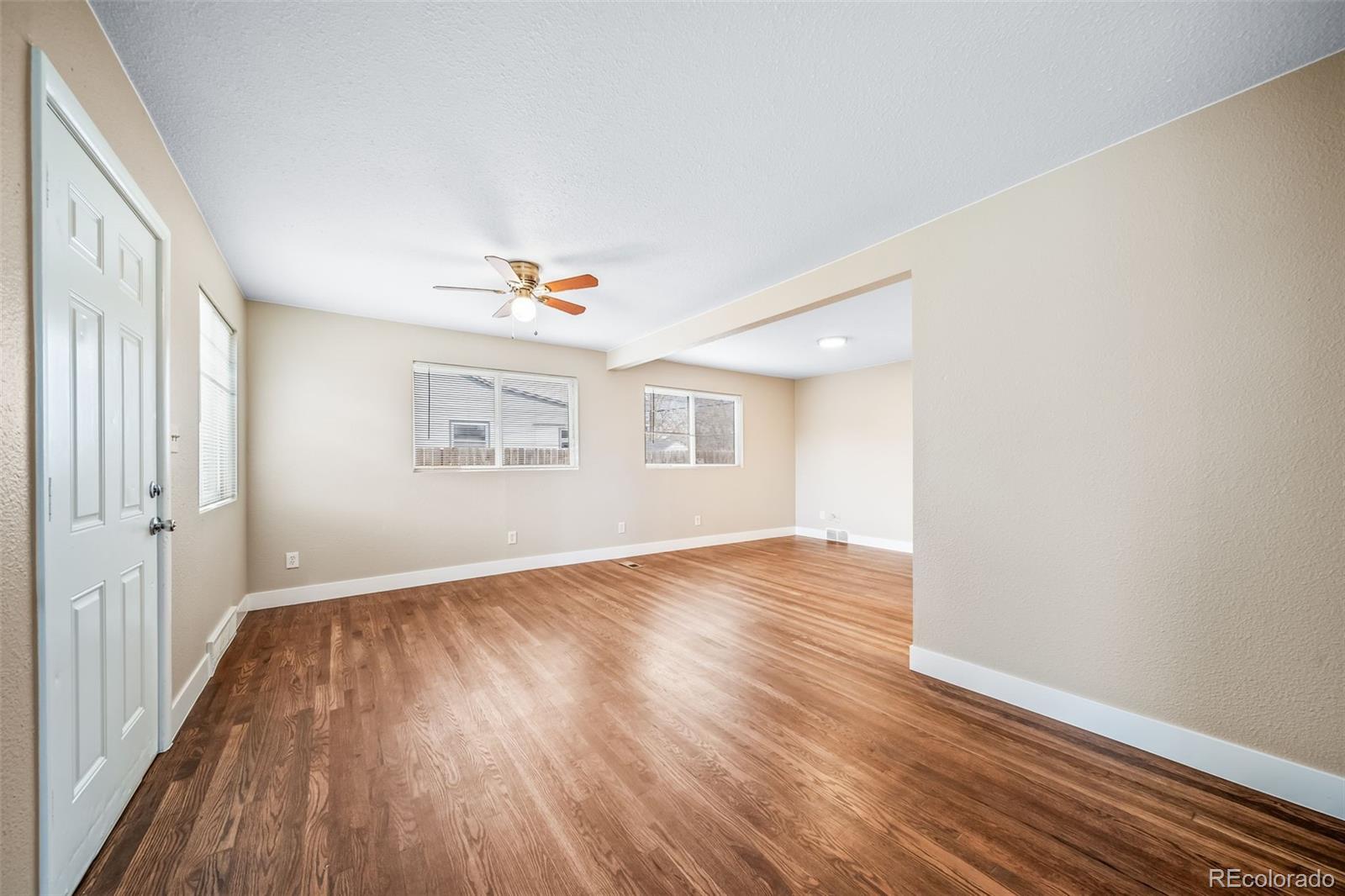 MLS Image #6 for 845  macon street,aurora, Colorado