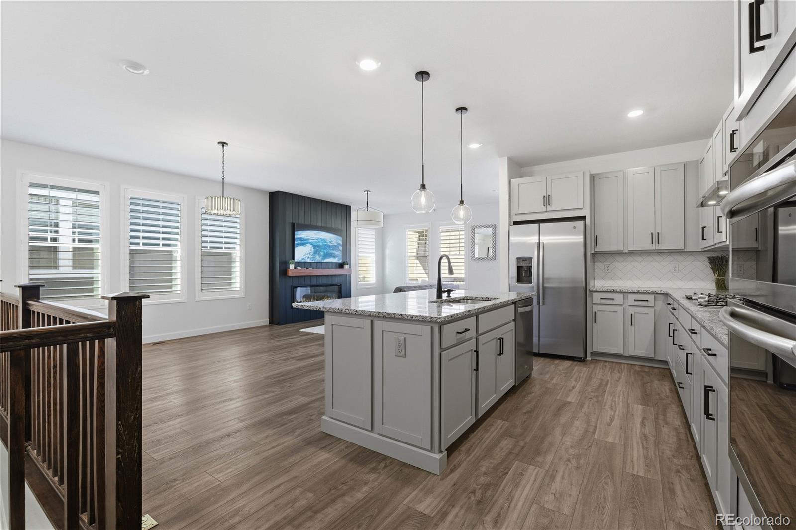 MLS Image #5 for 521  felicity loop,castle rock, Colorado