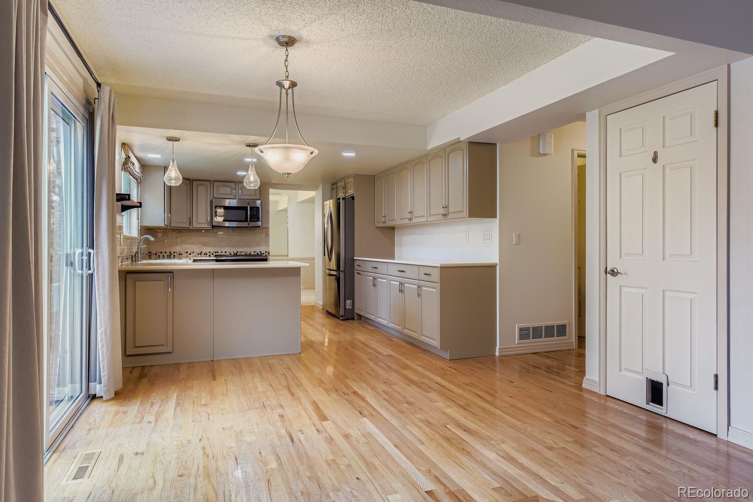 MLS Image #12 for 995 e otero avenue,centennial, Colorado