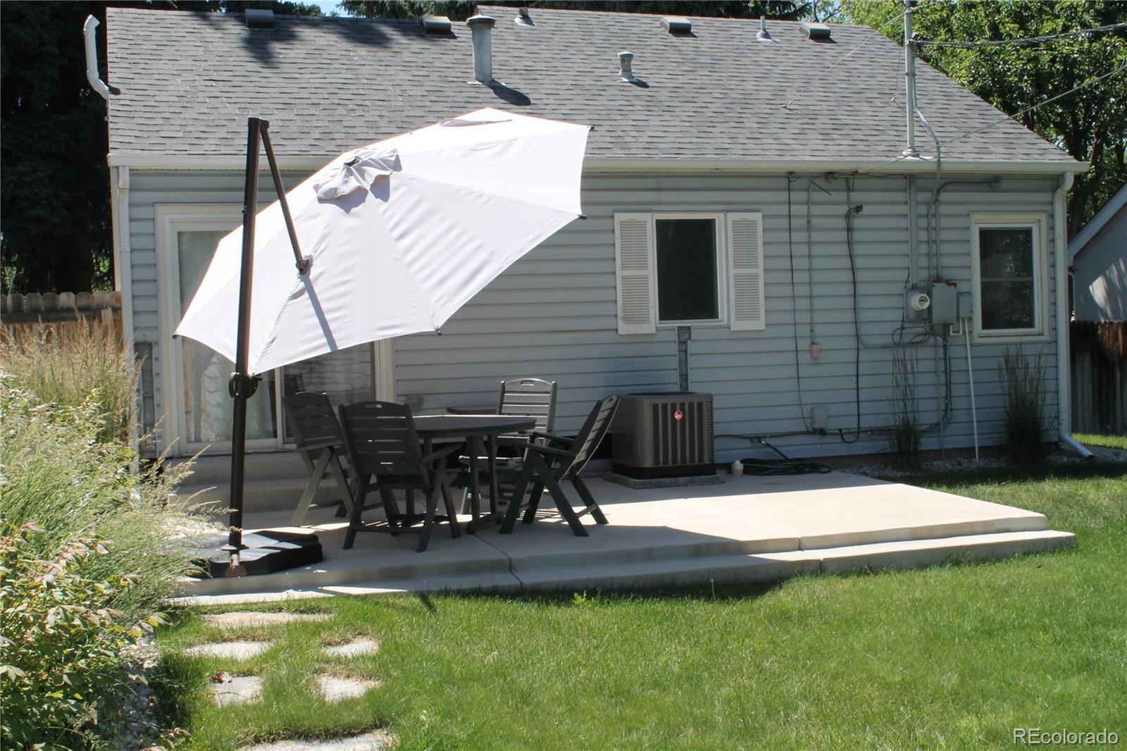 MLS Image #22 for 2628 s high street,denver, Colorado