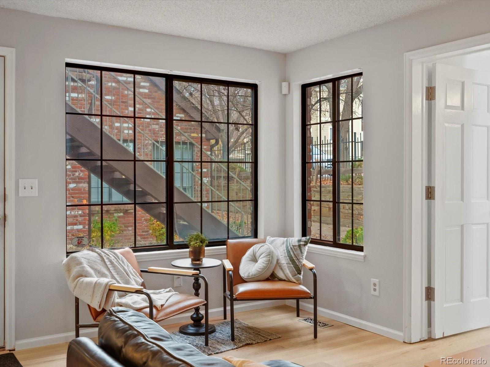 MLS Image #4 for 818 s vance street a,lakewood, Colorado