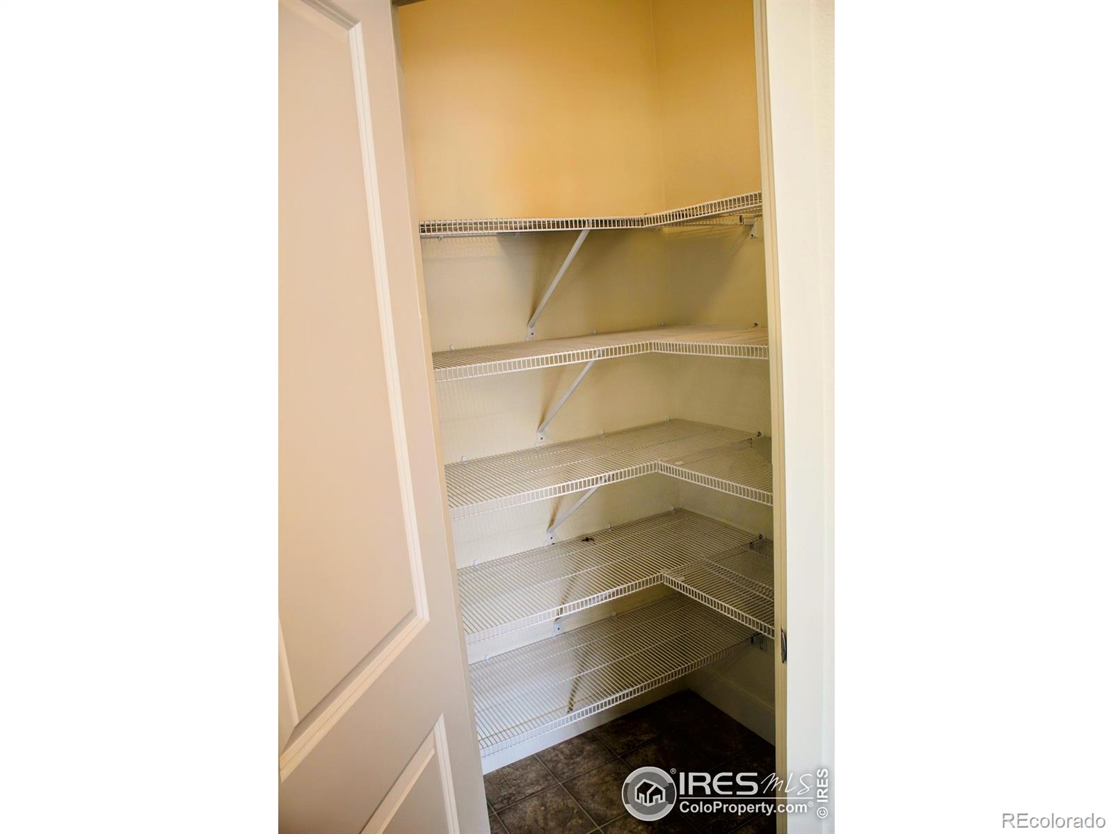 MLS Image #7 for 512  86th avenue,greeley, Colorado