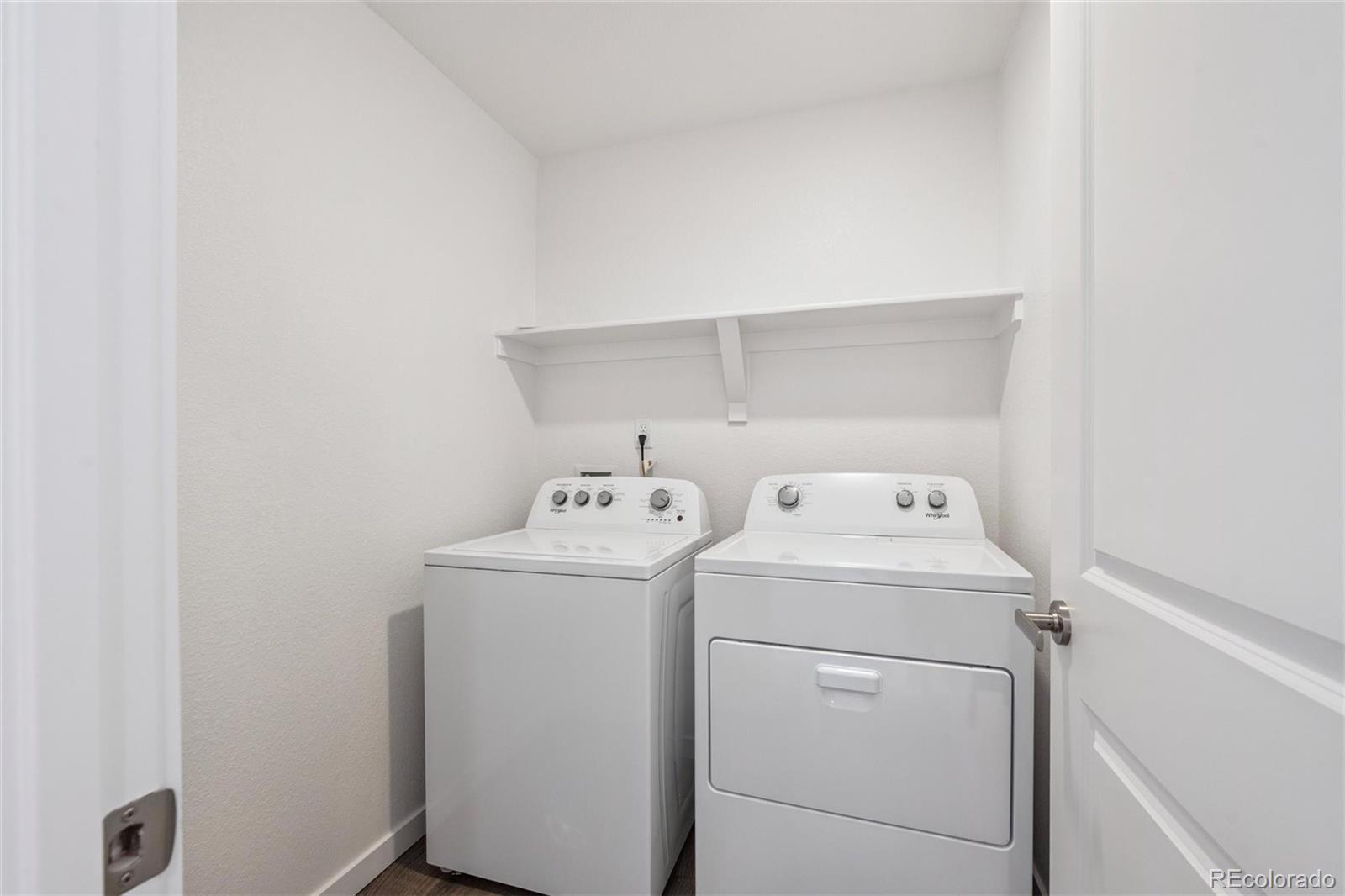 MLS Image #13 for 722 n shawnee street,aurora, Colorado