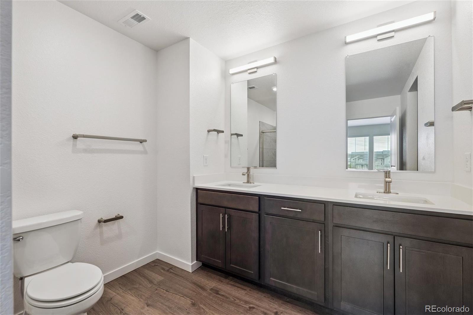 MLS Image #15 for 722 n shawnee street,aurora, Colorado