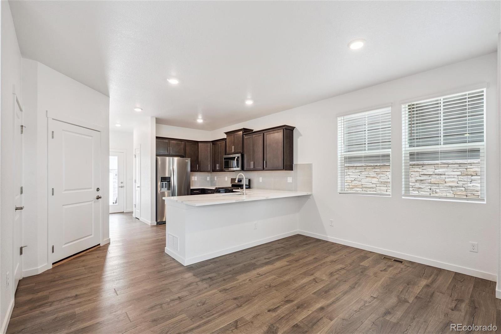 MLS Image #5 for 722 n shawnee street,aurora, Colorado