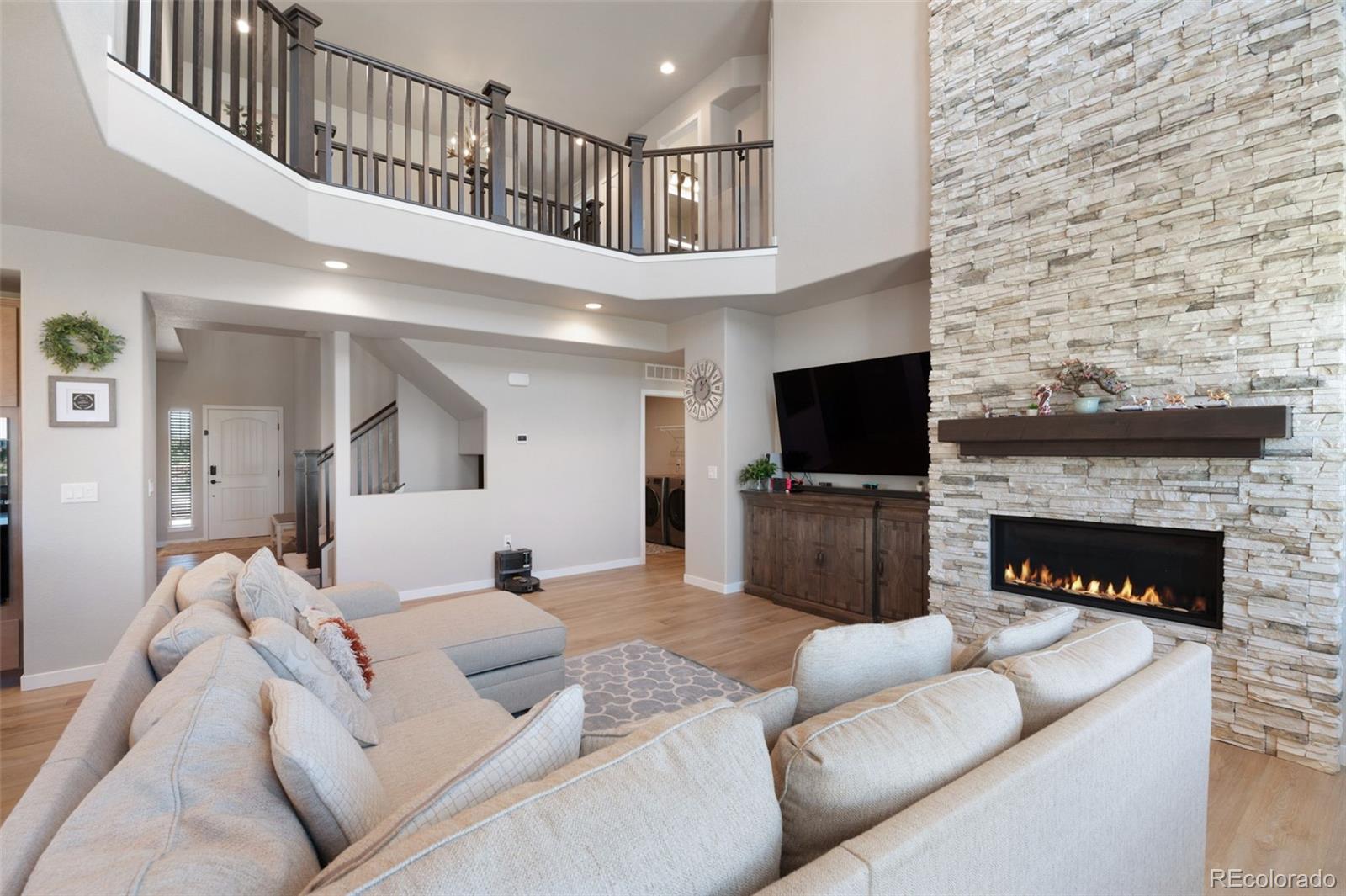 MLS Image #5 for 8636  country creek trail,colorado springs, Colorado
