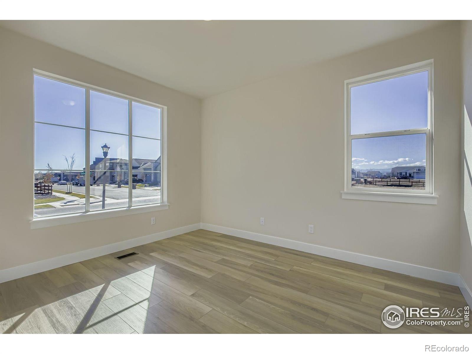 MLS Image #12 for 1648  sundown run drive,windsor, Colorado