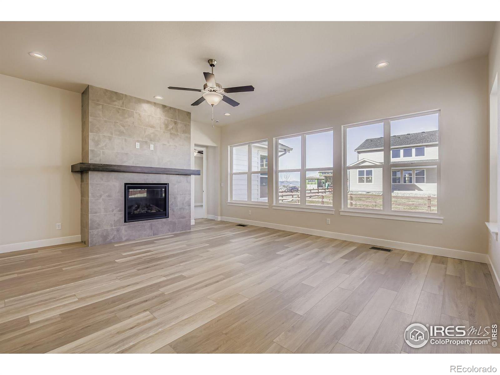 MLS Image #9 for 1648  sundown run drive,windsor, Colorado
