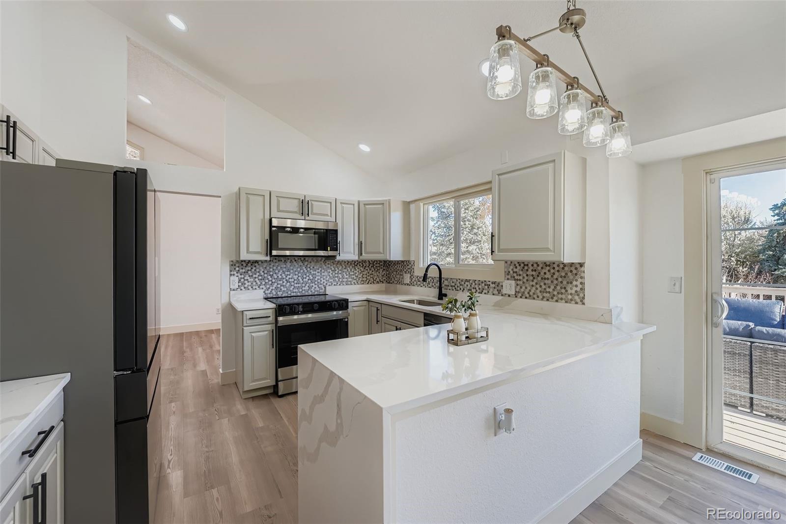 MLS Image #12 for 16776 e prentice circle,centennial, Colorado