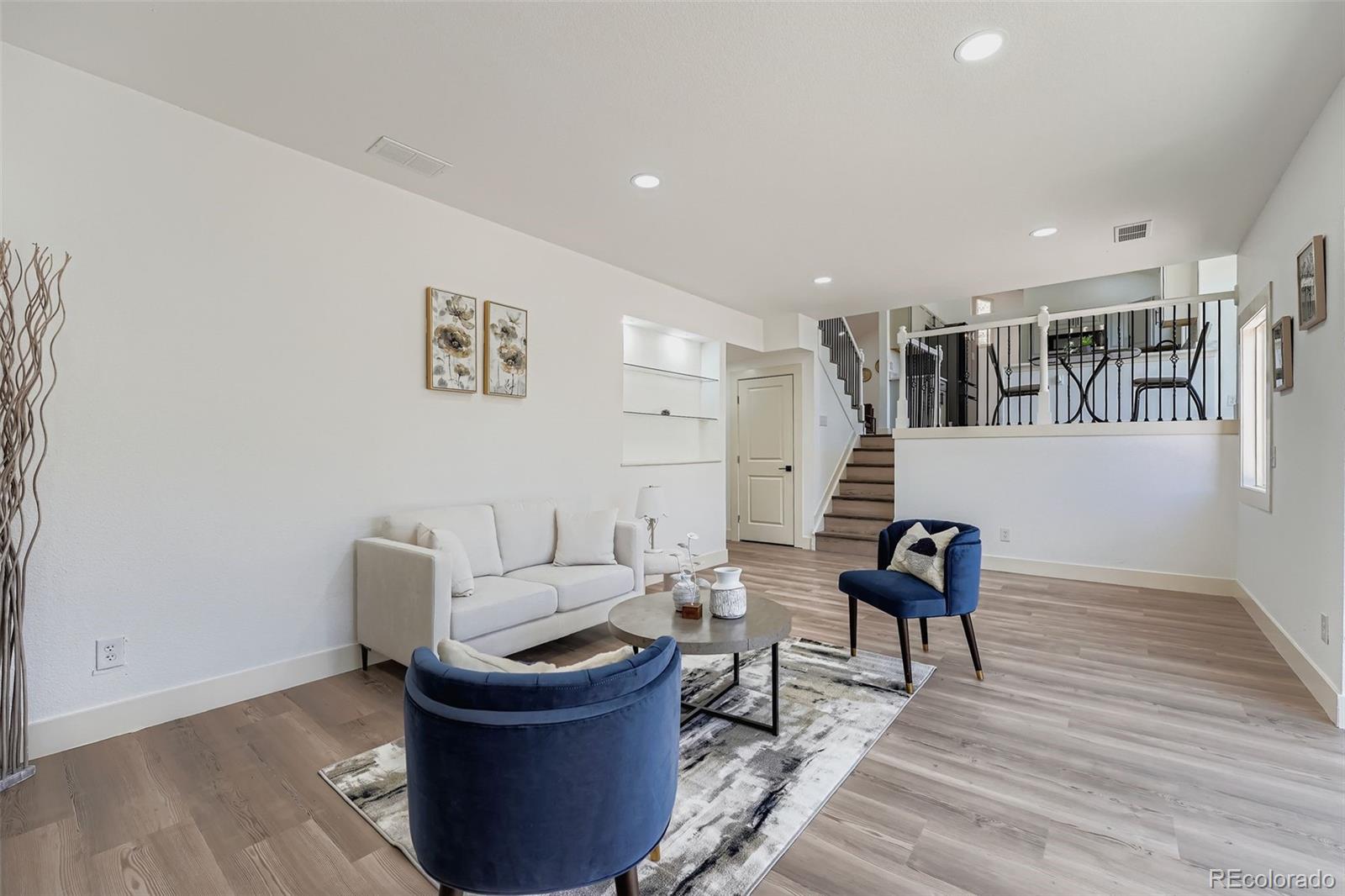 MLS Image #3 for 16776 e prentice circle,centennial, Colorado
