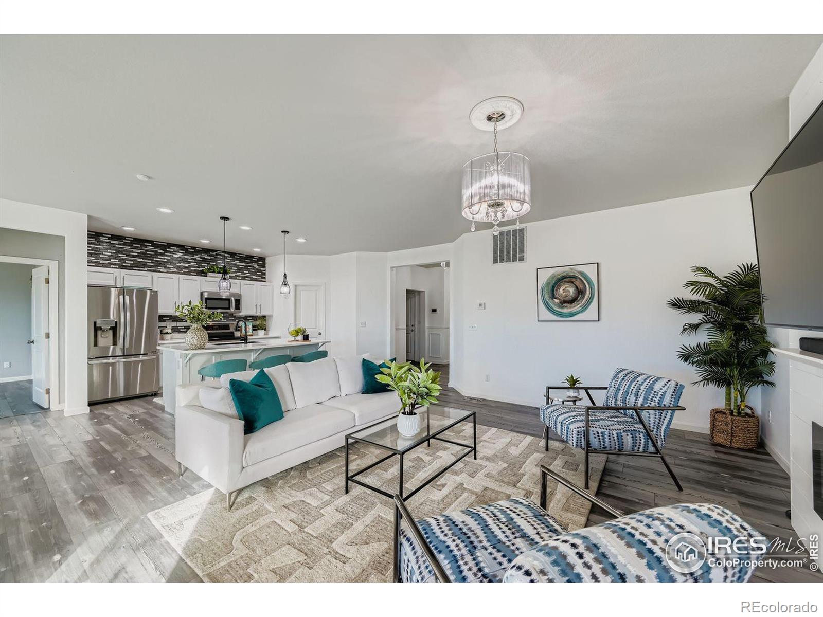 MLS Image #3 for 6021  sandstone circle,frederick, Colorado