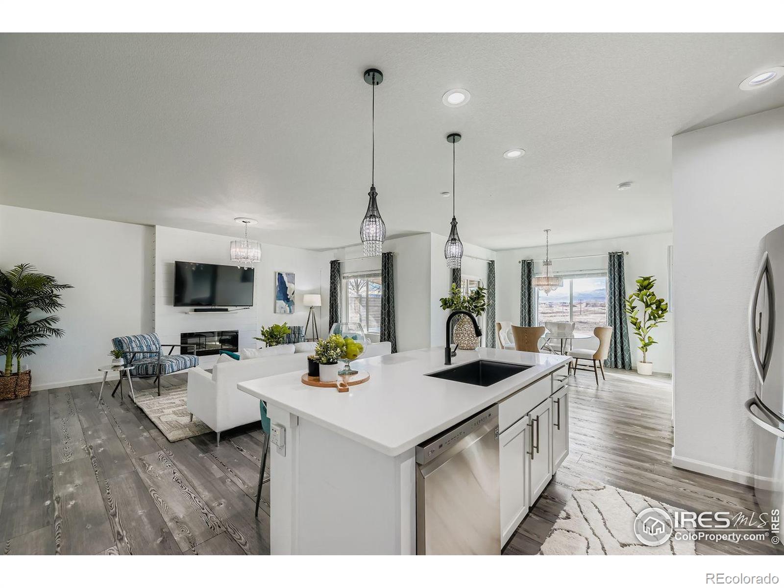MLS Image #7 for 6021  sandstone circle,frederick, Colorado