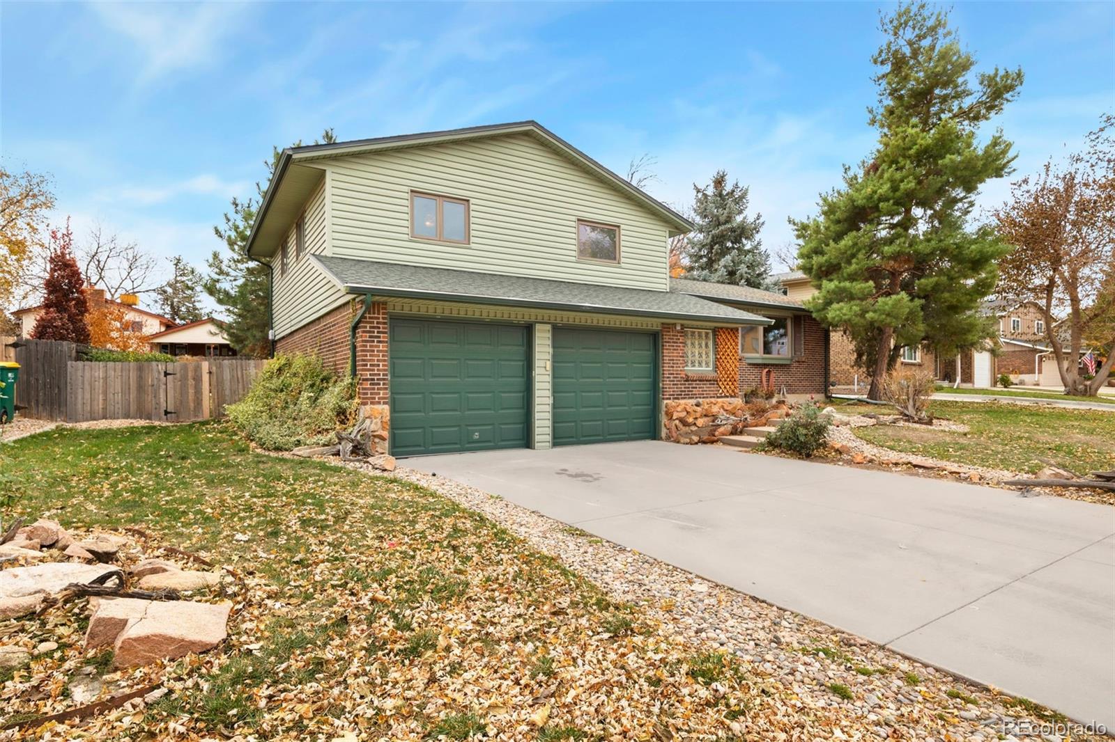 MLS Image #1 for 8998 w radcliffe drive,littleton, Colorado
