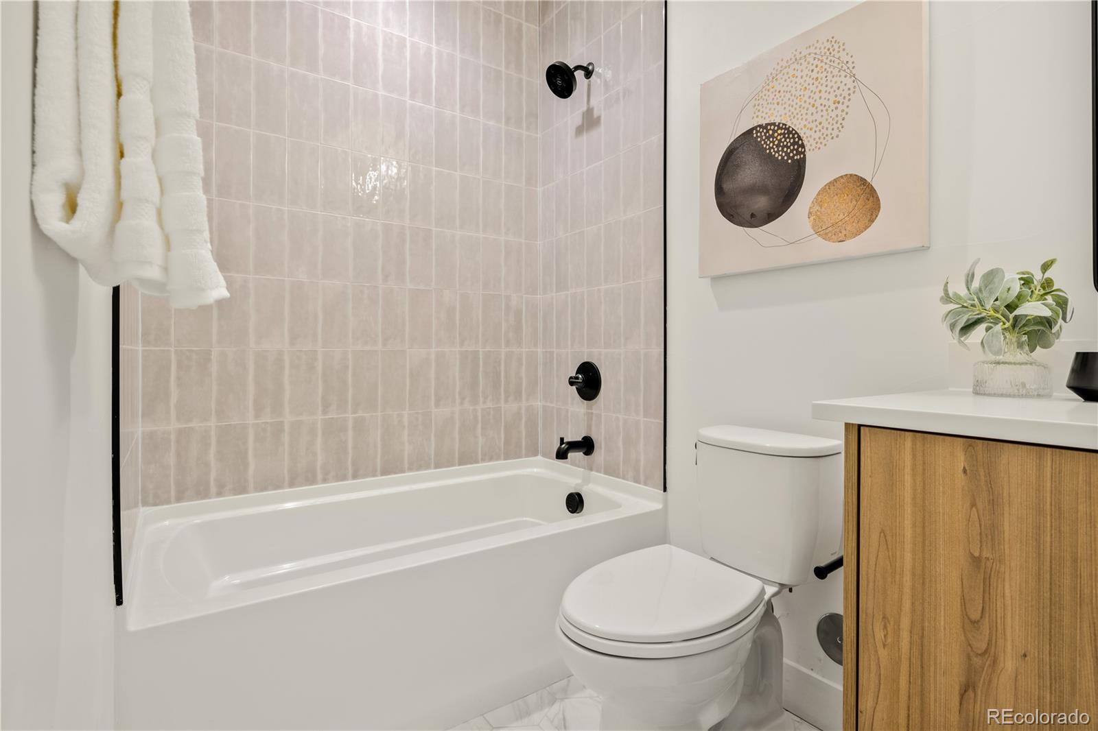 MLS Image #23 for 1344  knox court,denver, Colorado