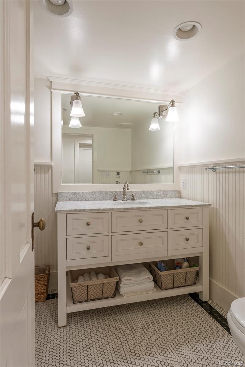 MLS Image #24 for 720 n franklin street,denver, Colorado