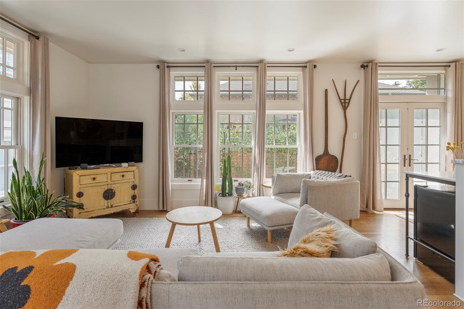 MLS Image #9 for 720 n franklin street,denver, Colorado