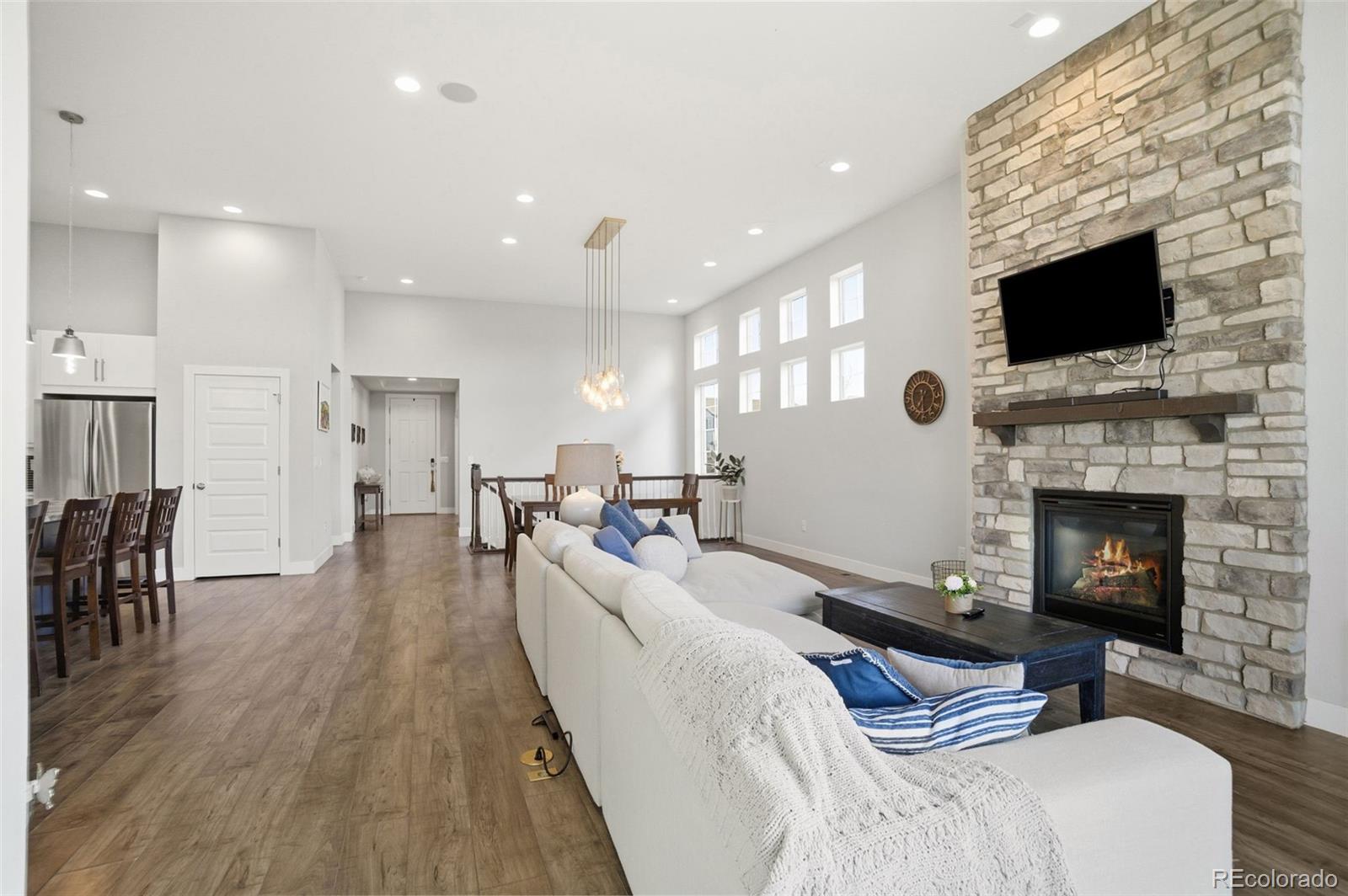 MLS Image #5 for 7163 s shady grove court,aurora, Colorado