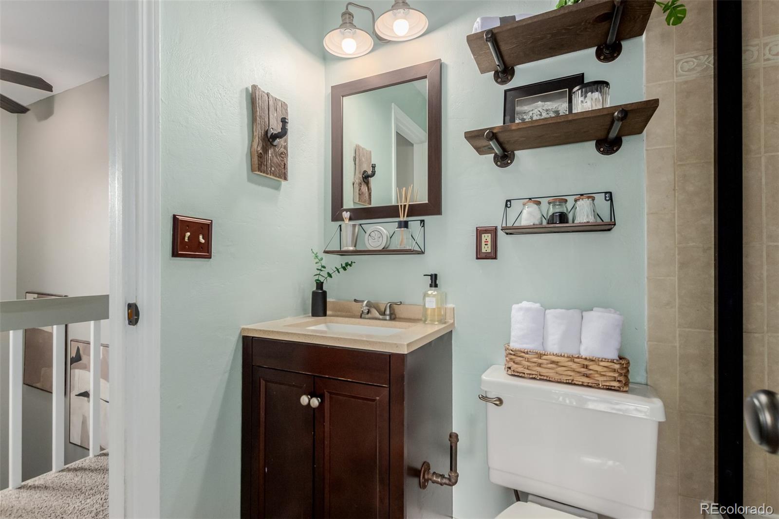 MLS Image #14 for 17324 e wagon trail parkway,aurora, Colorado