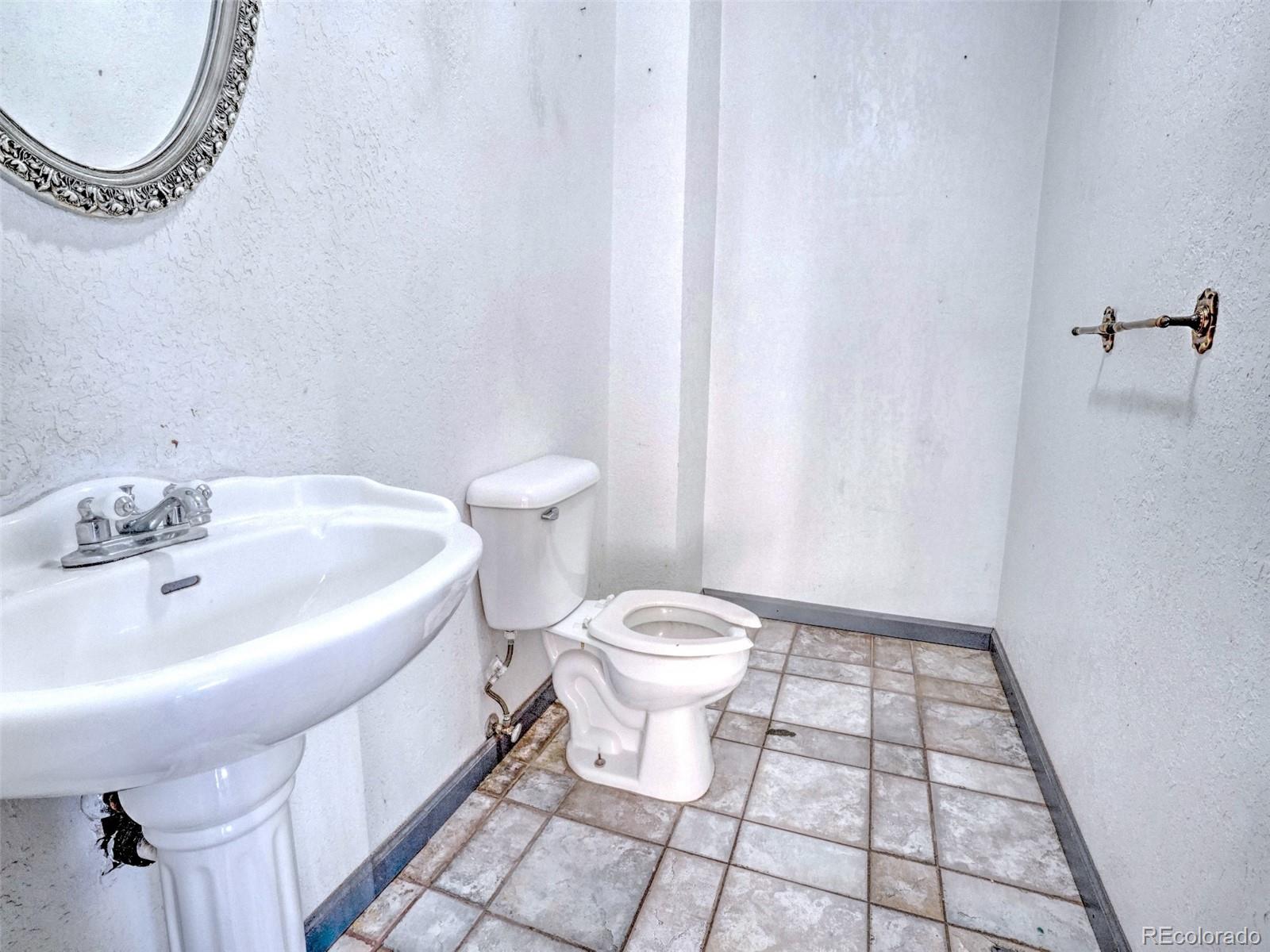 MLS Image #15 for 536  gladiola street,golden, Colorado
