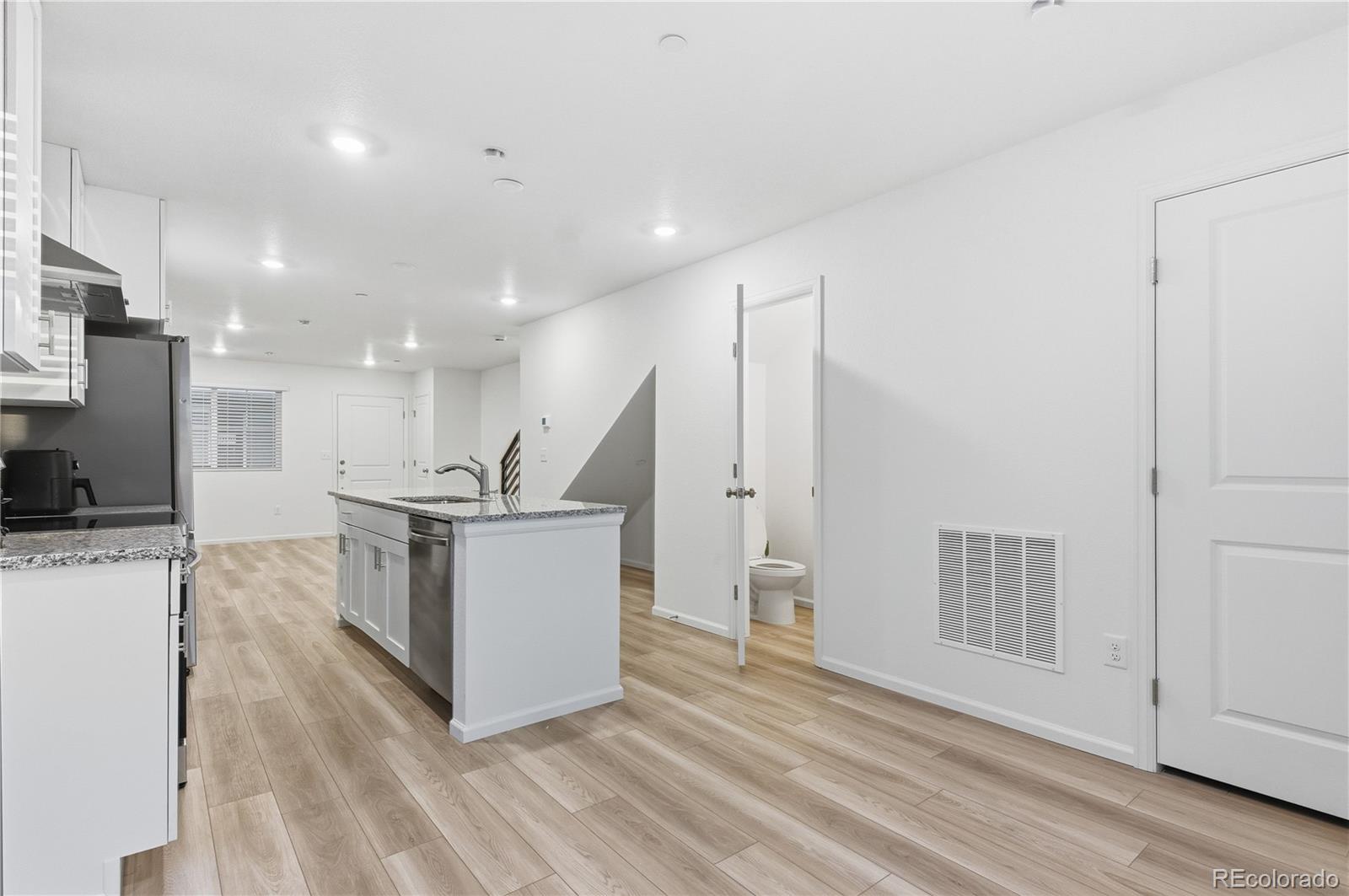 MLS Image #6 for 12979 e 103rd place,commerce city, Colorado