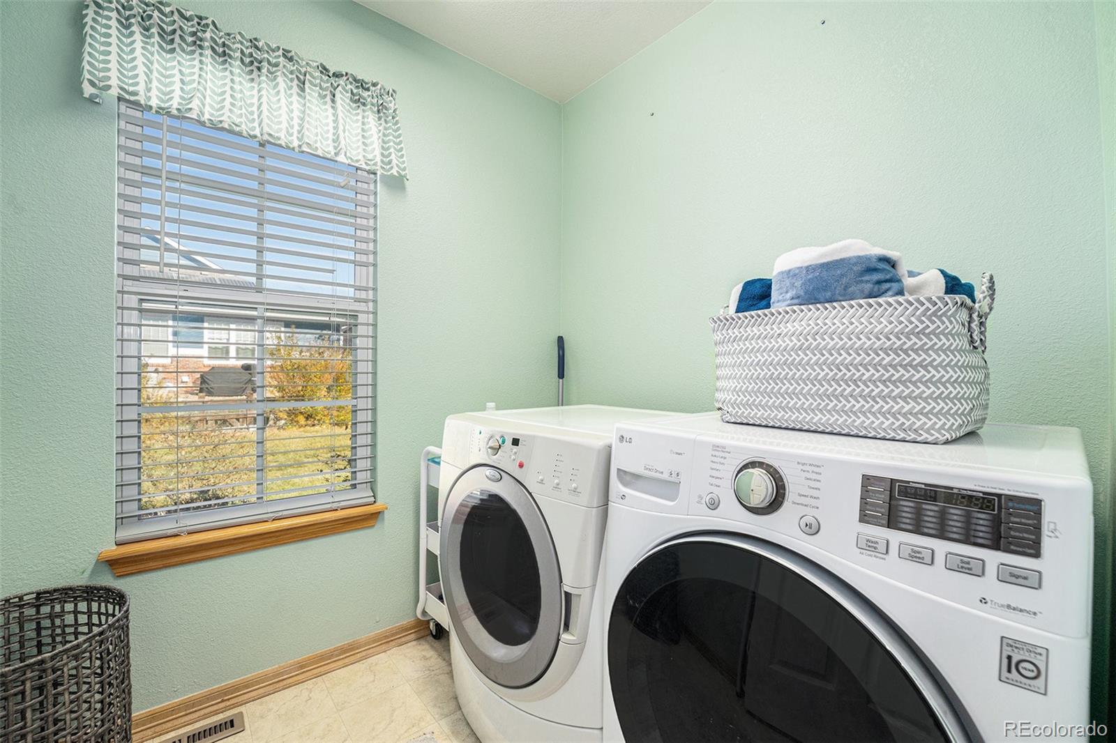 MLS Image #11 for 182 n de gaulle street,aurora, Colorado