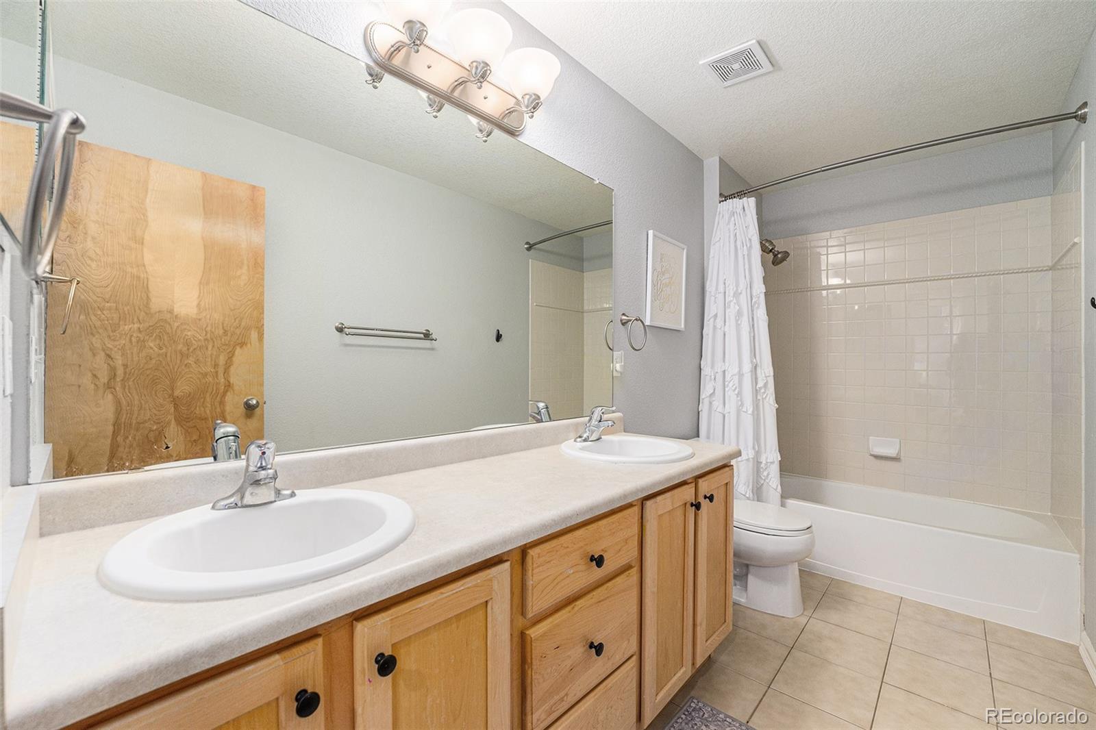MLS Image #19 for 182 n de gaulle street,aurora, Colorado