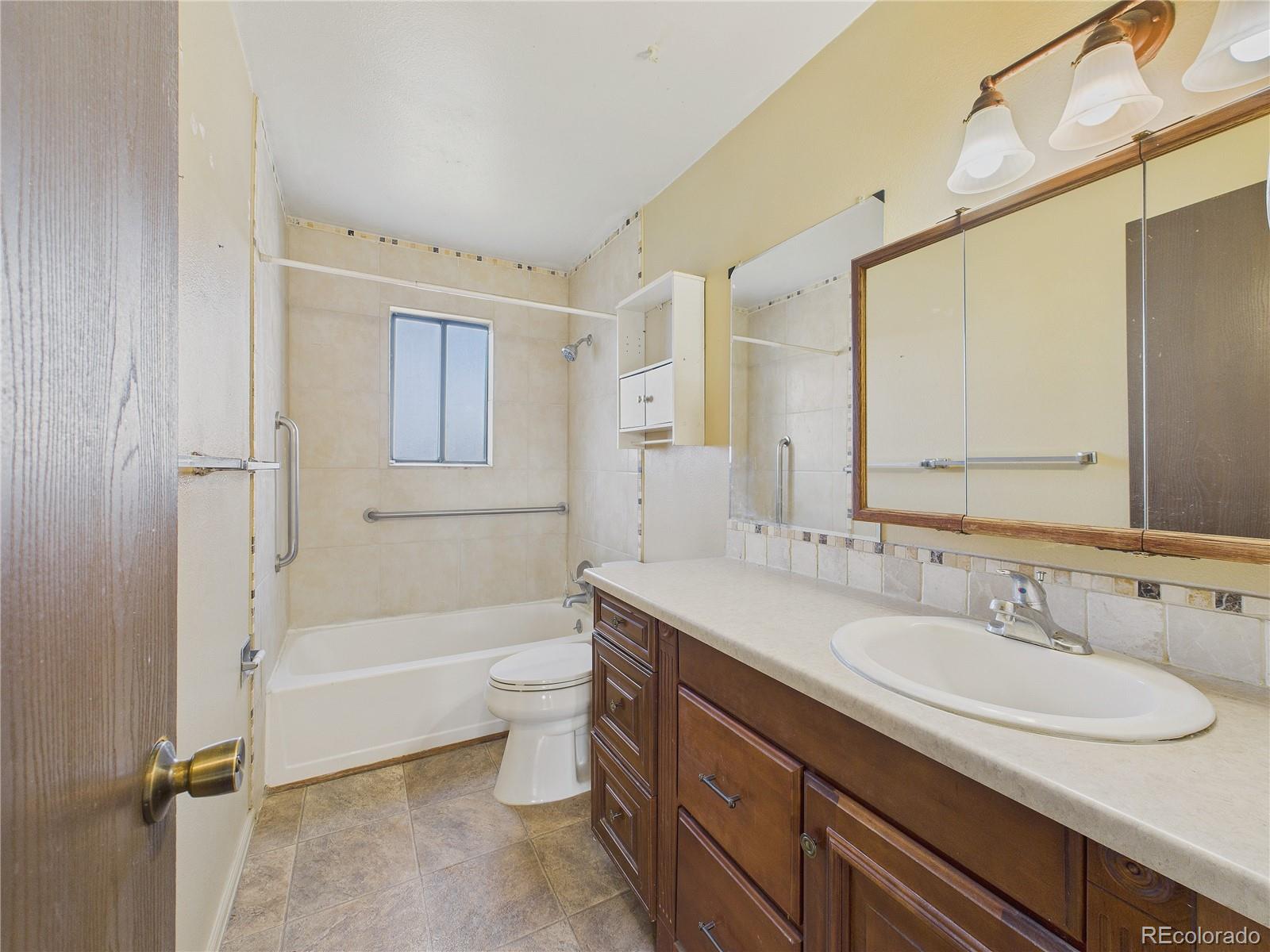 MLS Image #26 for 1740 s ouray court,aurora, Colorado