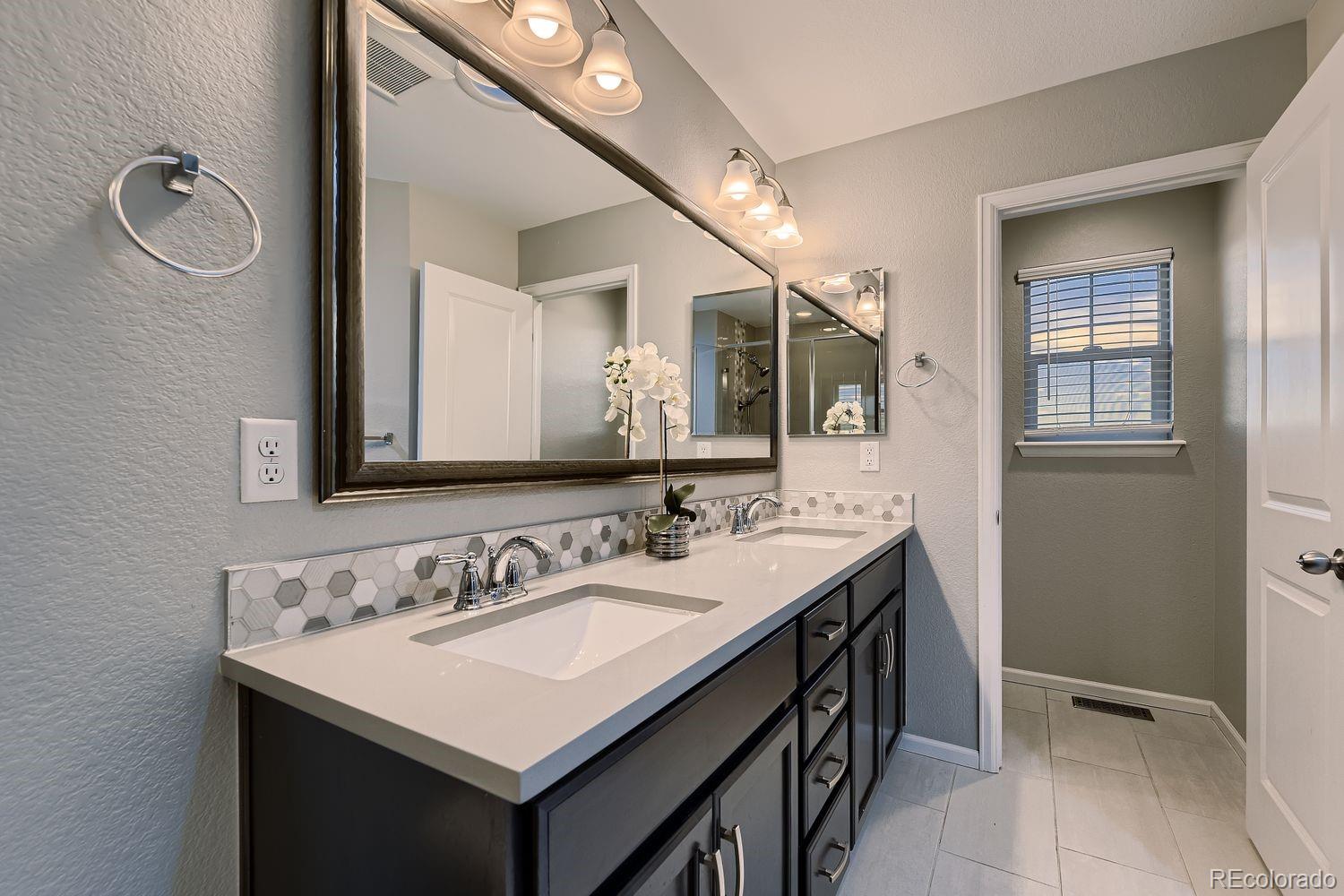MLS Image #10 for 24573 e mineral drive,aurora, Colorado