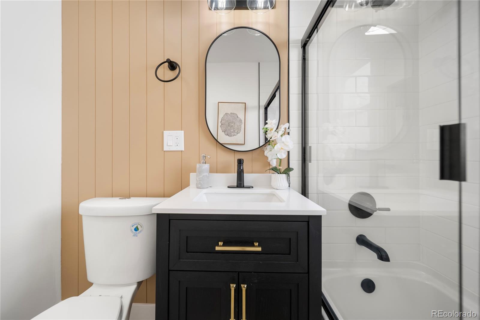 MLS Image #10 for 3075 s clarkson street,englewood, Colorado