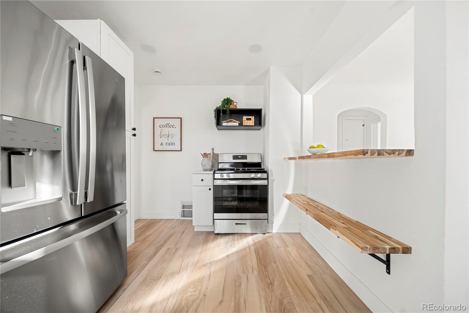 MLS Image #7 for 3075 s clarkson street,englewood, Colorado
