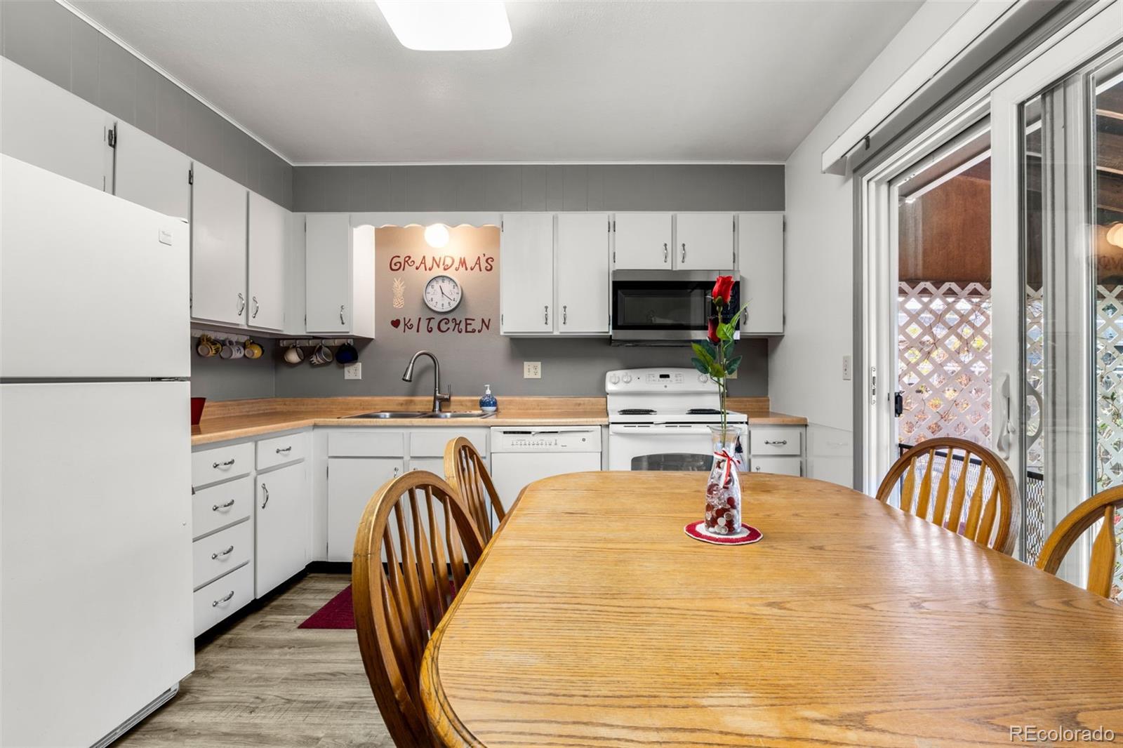 MLS Image #4 for 1125  memphis street,aurora, Colorado