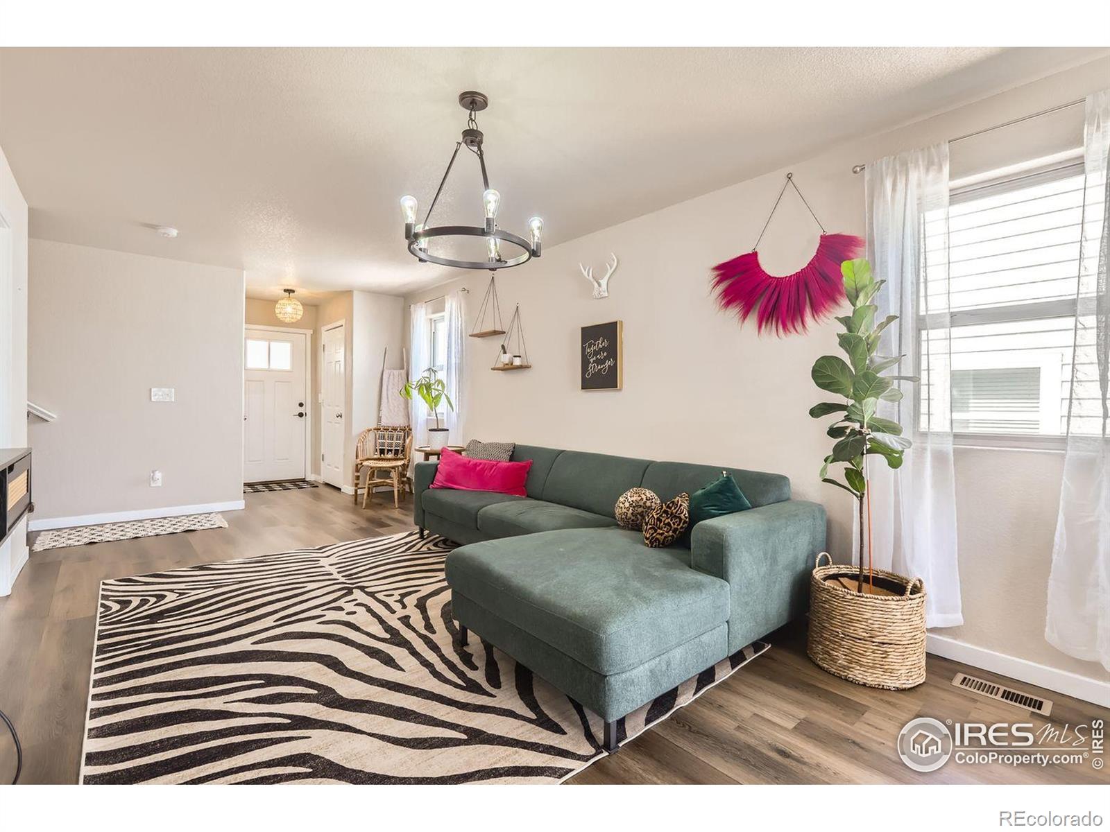 MLS Image #3 for 442  stardust court,dacono, Colorado