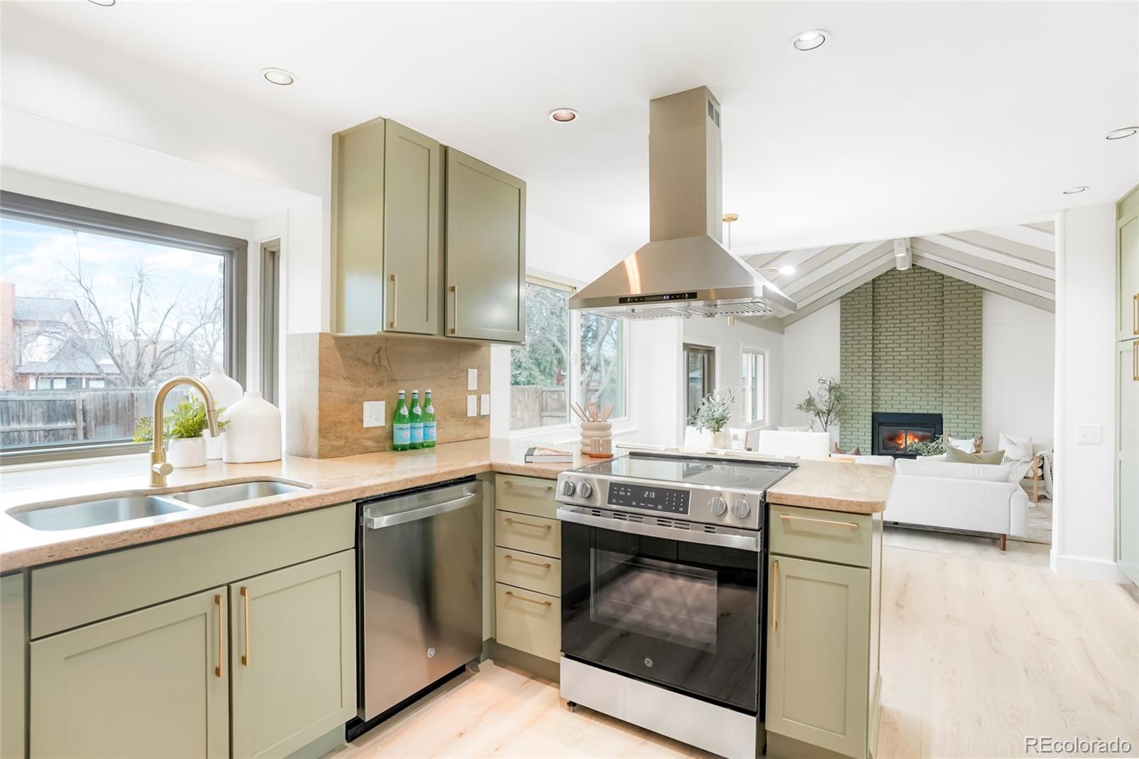 MLS Image #11 for 1429 s lima street,aurora, Colorado