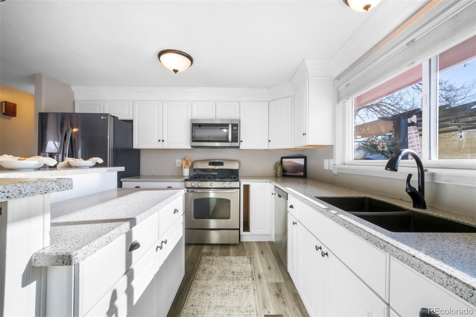 MLS Image #13 for 870  hemlock way,broomfield, Colorado