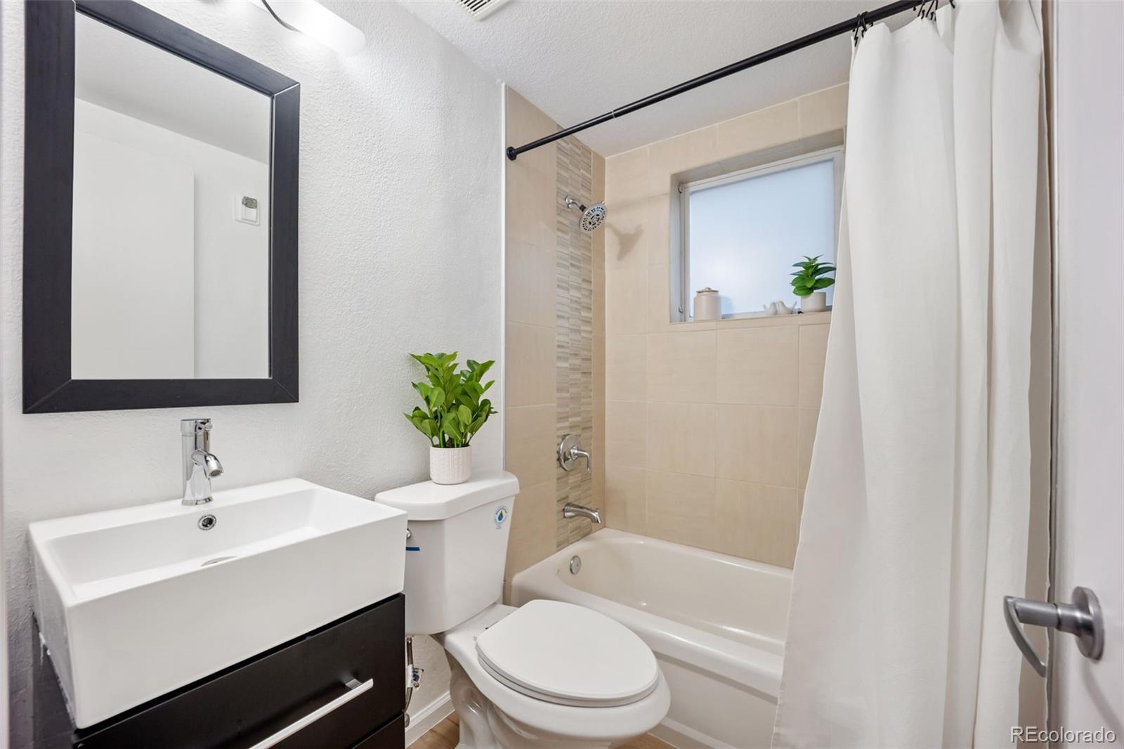 MLS Image #4 for 3096  umatilla street a,denver, Colorado