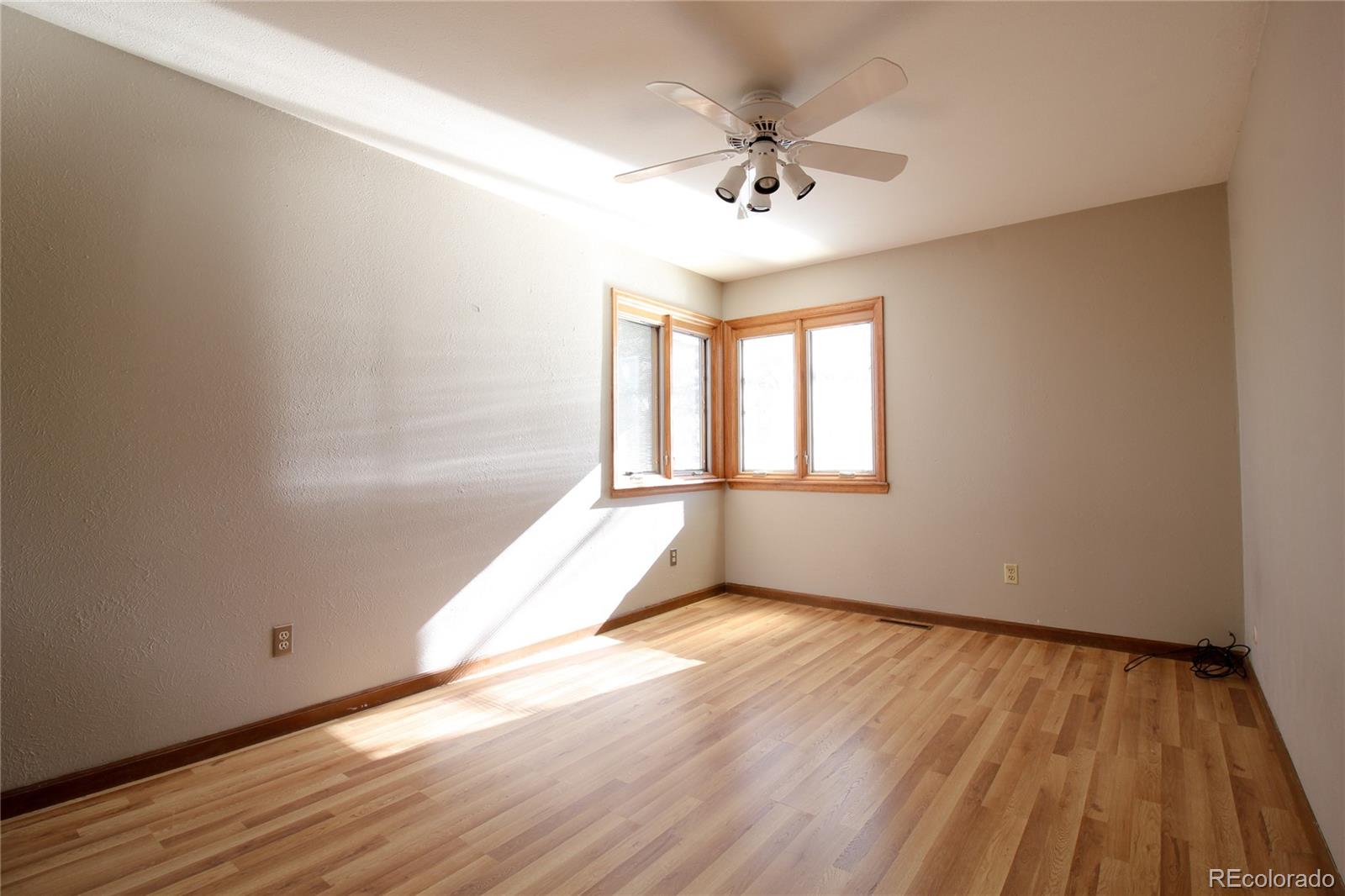 MLS Image #32 for 8209 s kearney street,centennial, Colorado