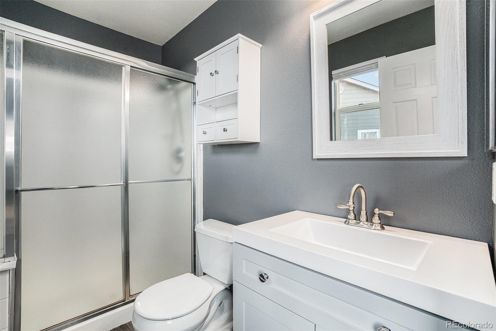 MLS Image #16 for 5568  lewiston court,denver, Colorado