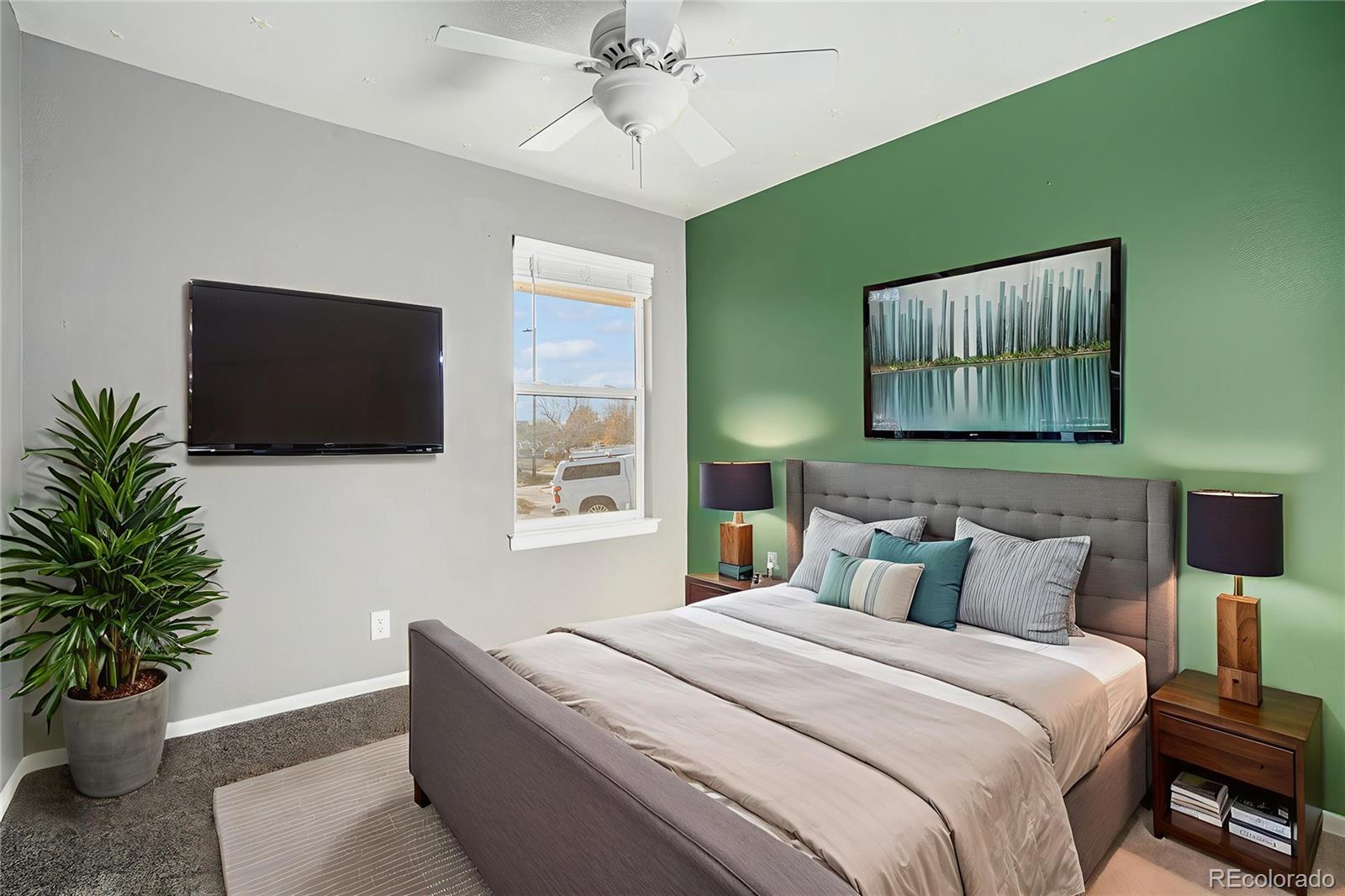MLS Image #17 for 5568  lewiston court,denver, Colorado