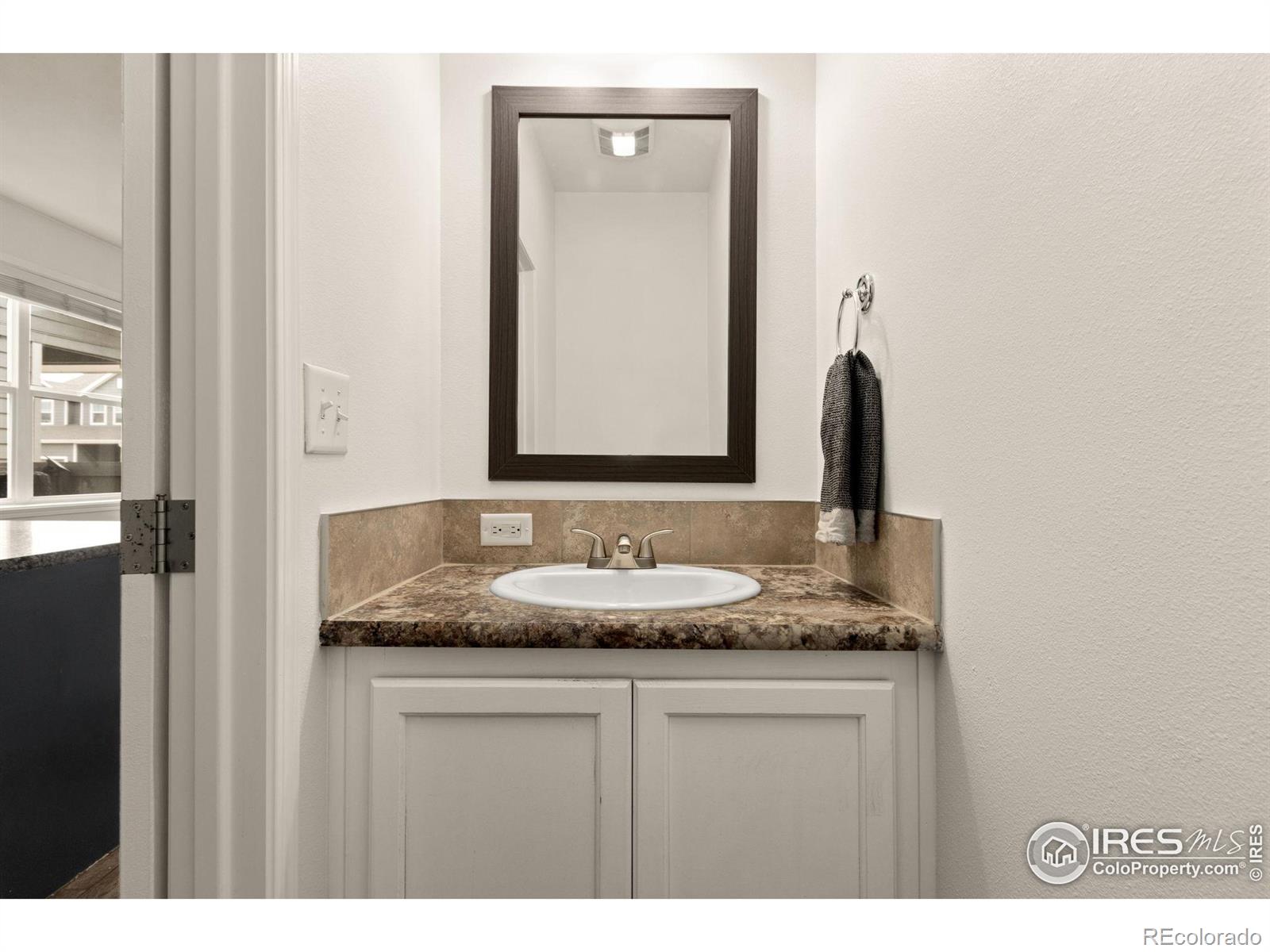 MLS Image #9 for 714  grand market avenue,berthoud, Colorado