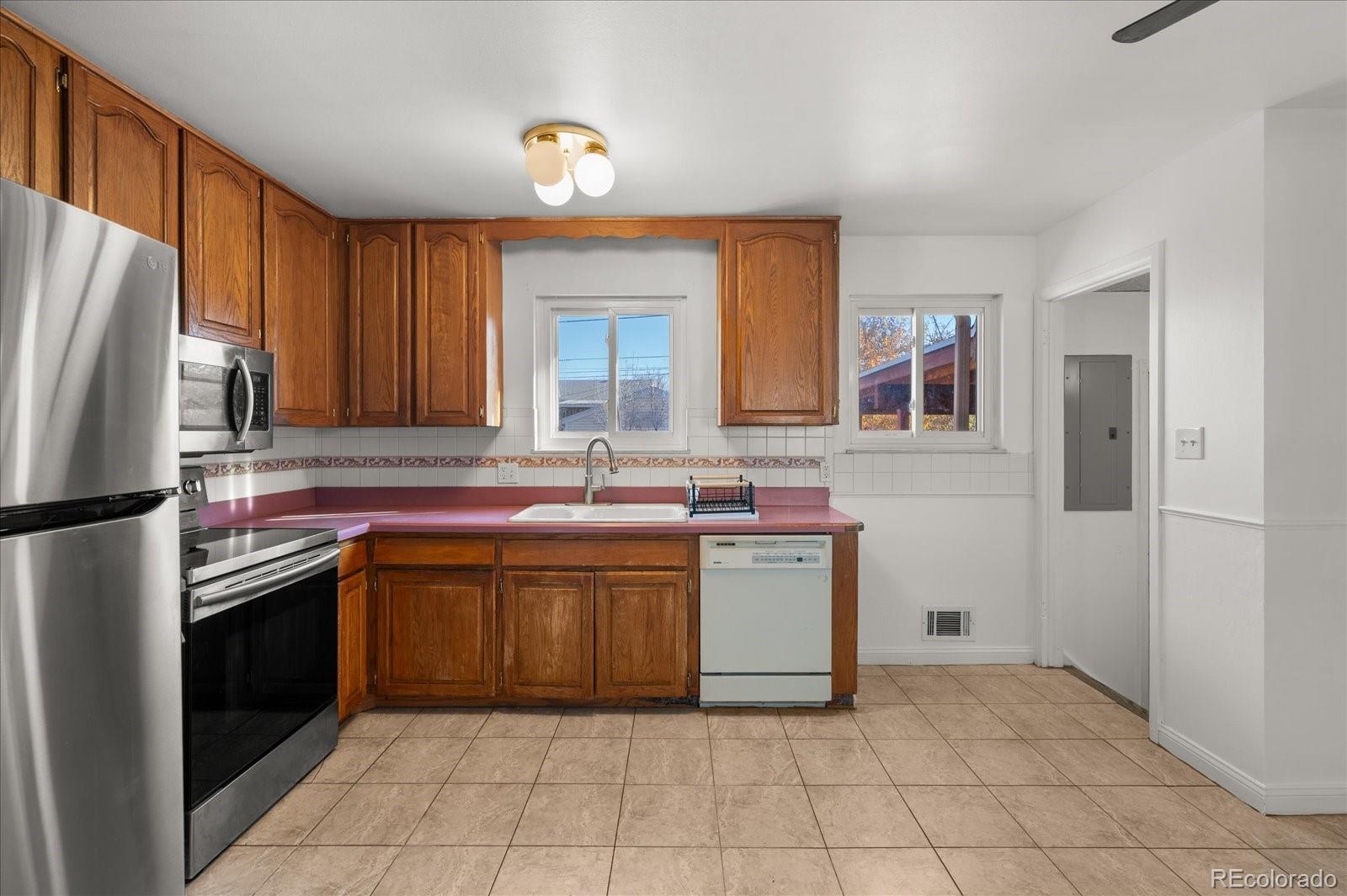MLS Image #7 for 11460  ogden street,northglenn, Colorado