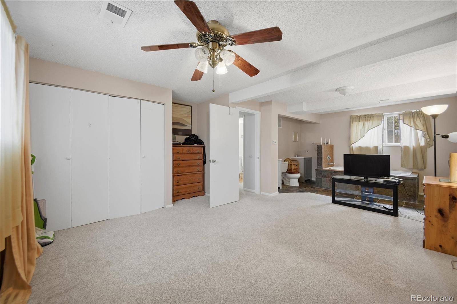 MLS Image #29 for 14894 e maxwell place,denver, Colorado