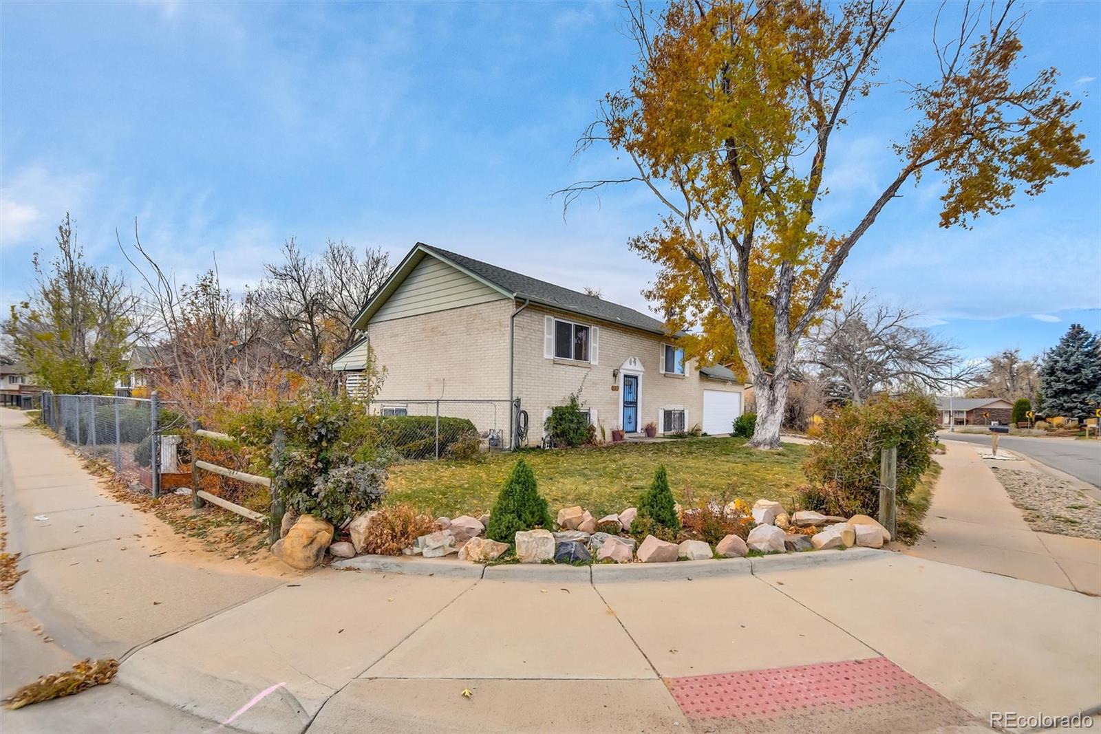 MLS Image #6 for 14894 e maxwell place,denver, Colorado