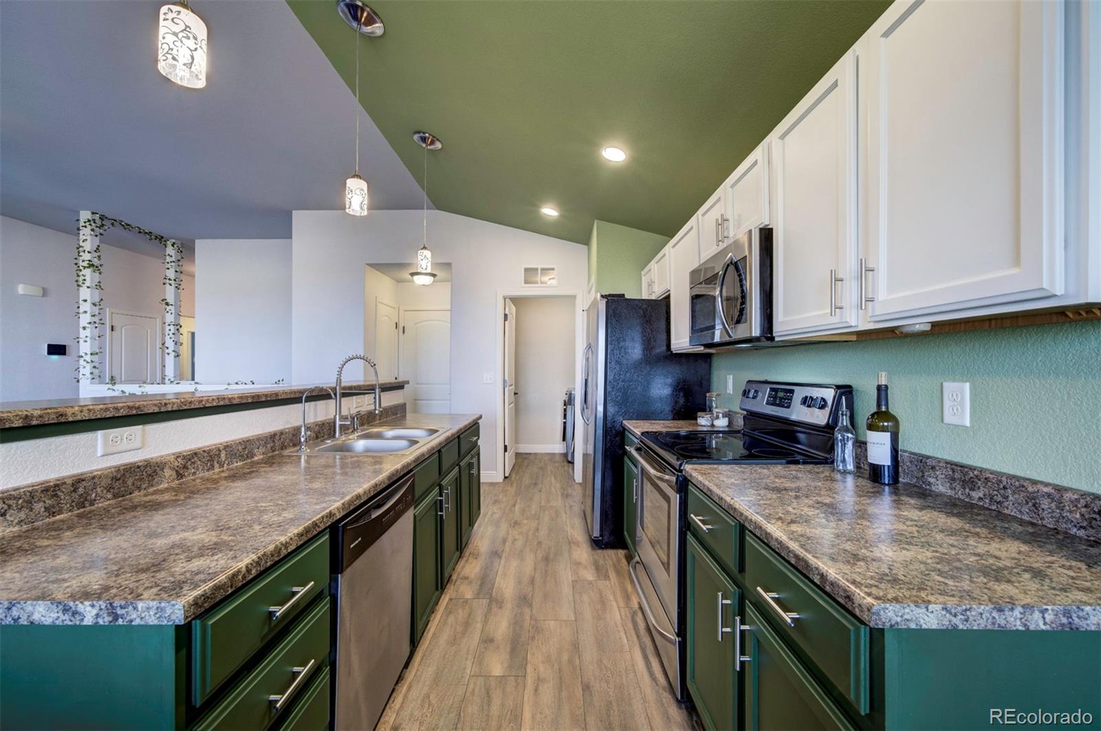 MLS Image #7 for 6323  san mateo drive,colorado springs, Colorado