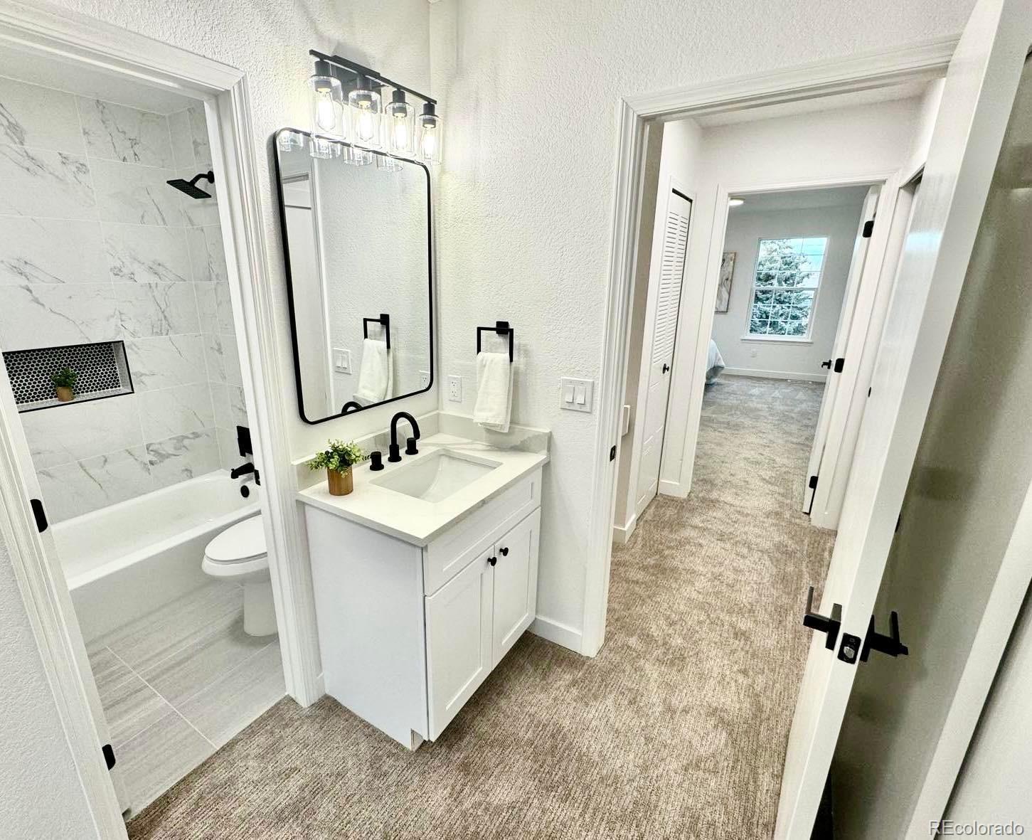 MLS Image #3 for 8002 s columbine court ,centennial, Colorado