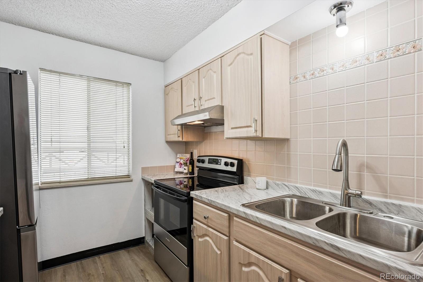 MLS Image #14 for 3855 s monaco street 176,denver, Colorado