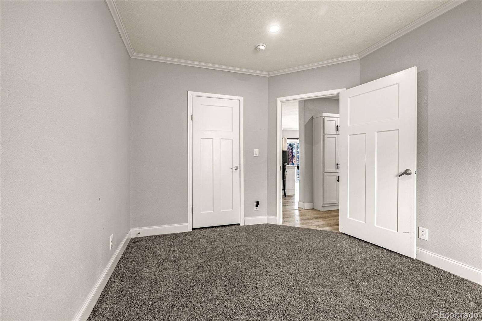 MLS Image #14 for 221 e homer drive,pueblo, Colorado