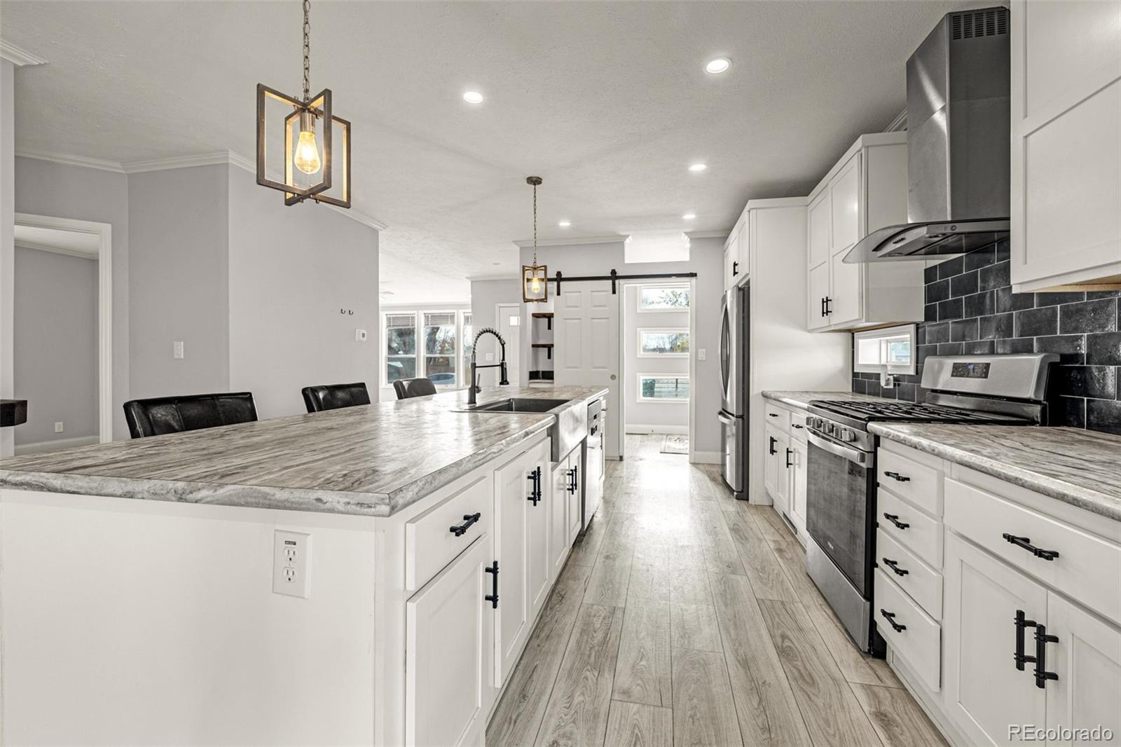 MLS Image #9 for 221 e homer drive,pueblo, Colorado