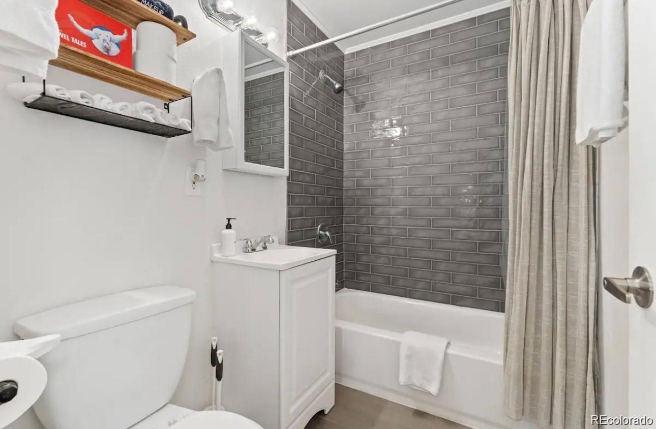 MLS Image #15 for 739 s utica street,denver, Colorado