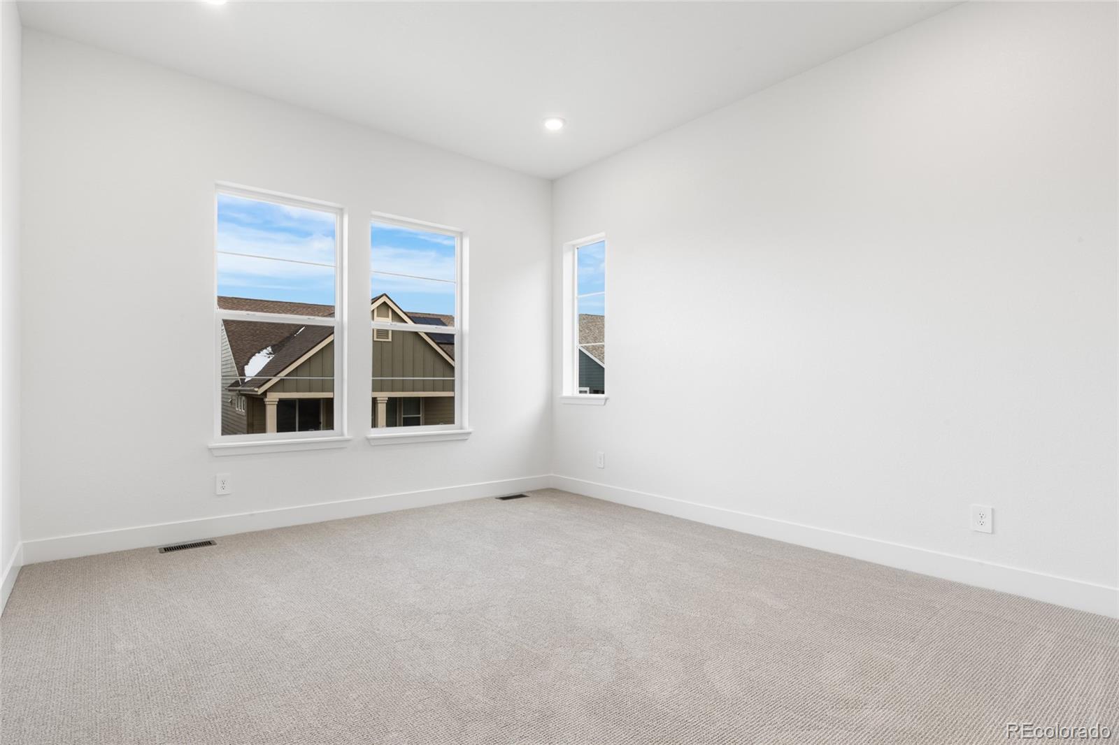 MLS Image #14 for 8644 s quemoy street,aurora, Colorado