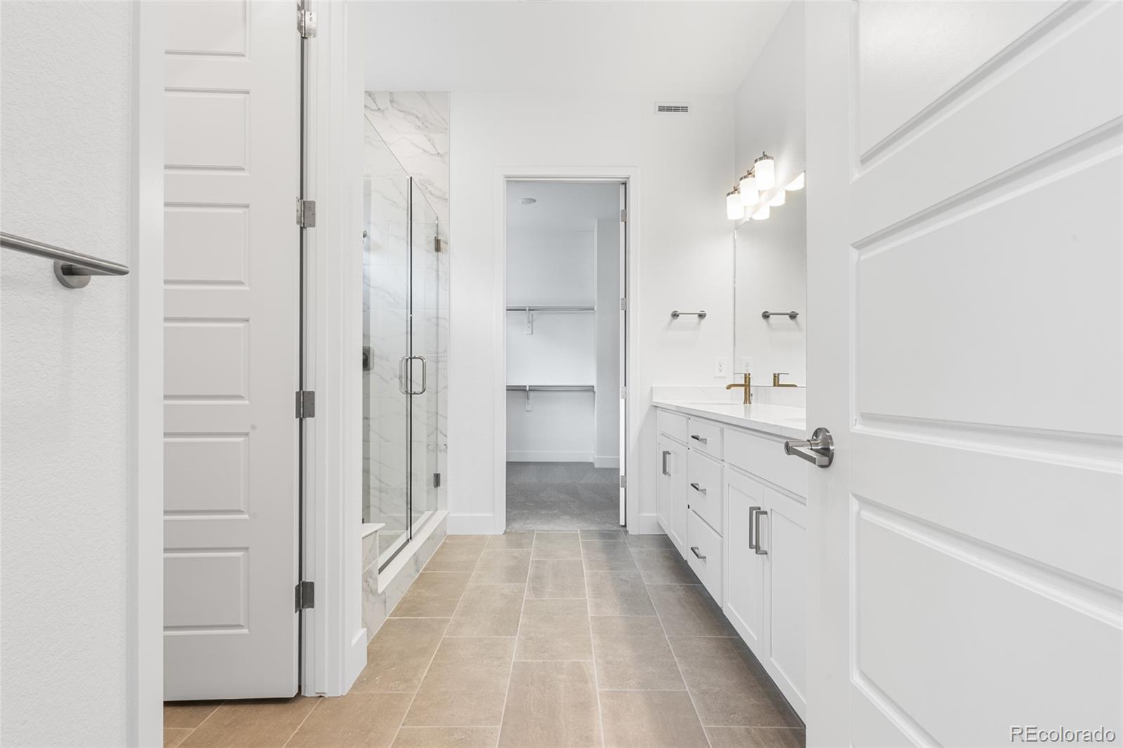 MLS Image #15 for 8644 s quemoy street,aurora, Colorado